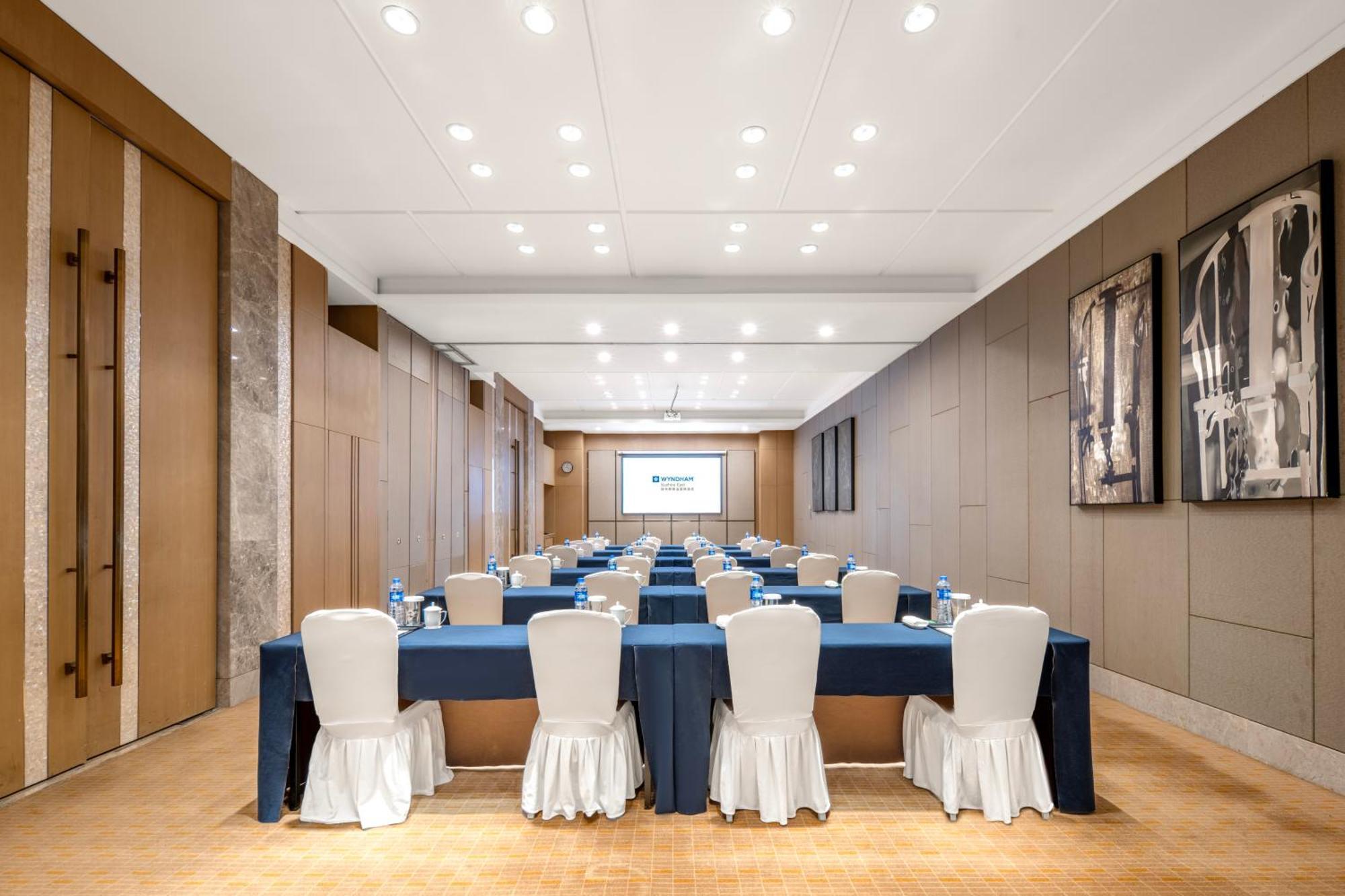 Wyndam Xuzhou East Hotel Buitenkant foto