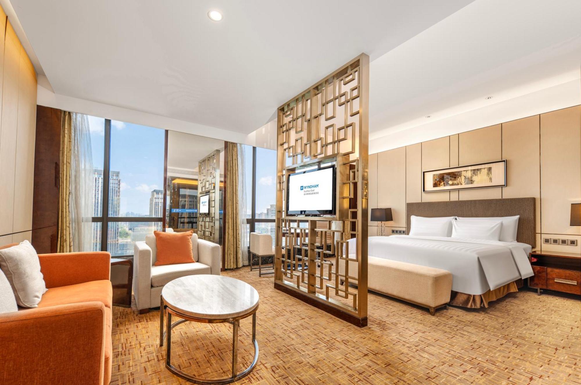 Wyndam Xuzhou East Hotel Buitenkant foto