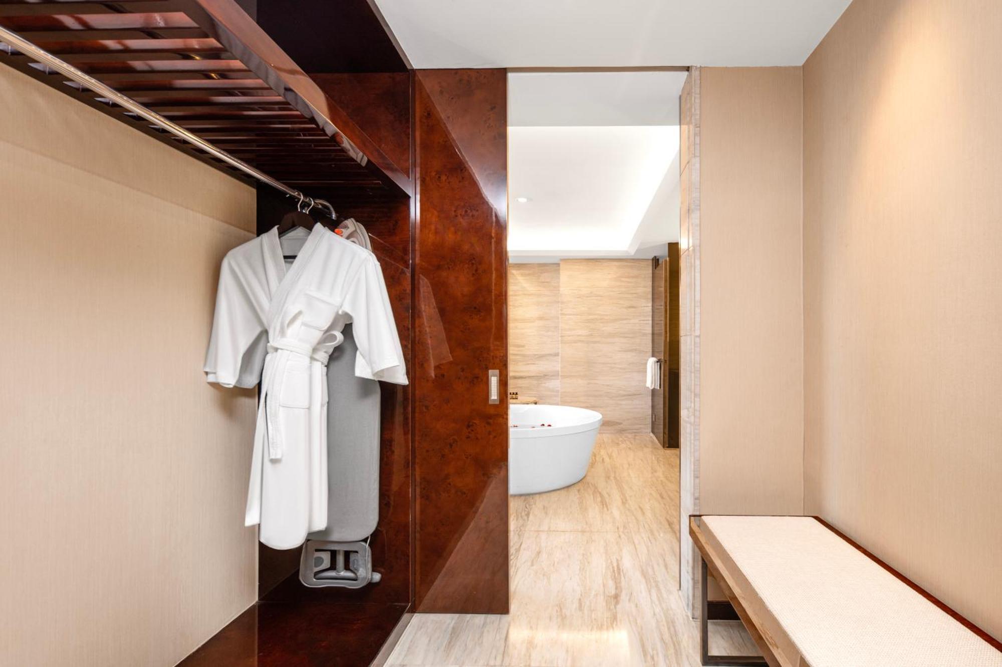 Wyndam Xuzhou East Hotel Buitenkant foto