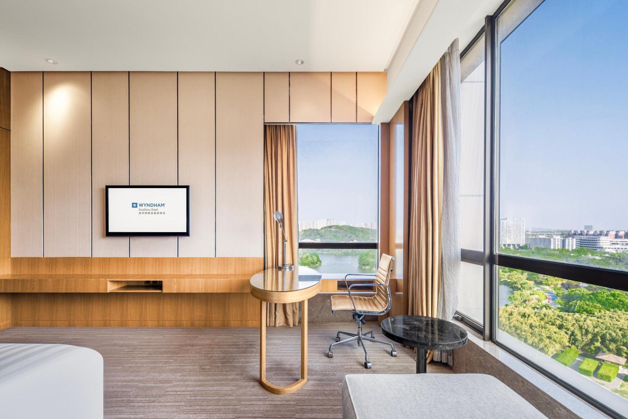 Wyndam Xuzhou East Hotel Buitenkant foto